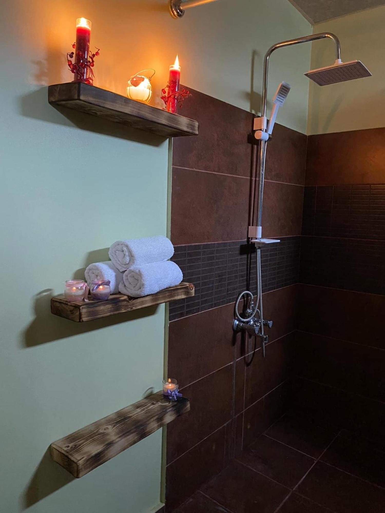 Hotel Relax Station à Koutaïssi Extérieur photo